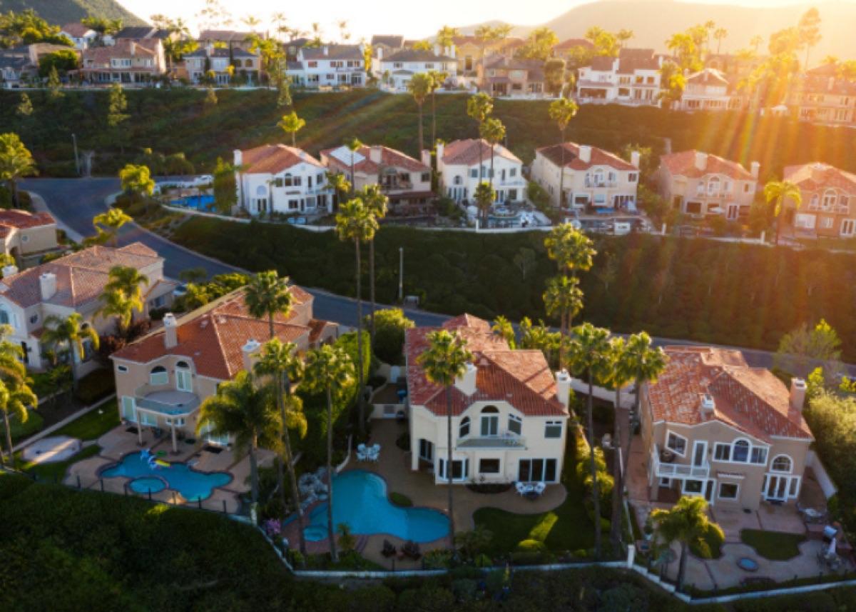 Affordable Estate Sale Companies in Orange County