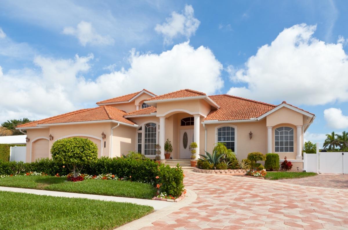 What Is An Estate Liquidator? (Everything To Know)